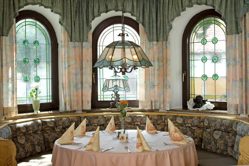 Hotel Zum Fischerwirt Baindlkirch Esterno foto